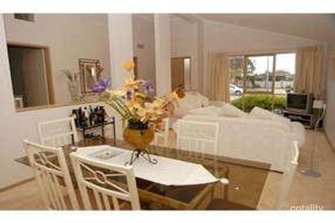 Property photo of 14 Erinka Crescent Patterson Lakes VIC 3197