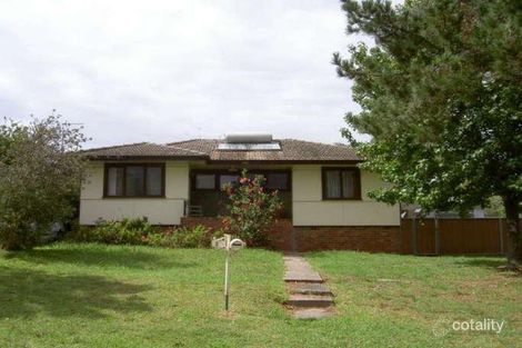 2 Roydon Ave, Lake Illawarra, NSW 2528