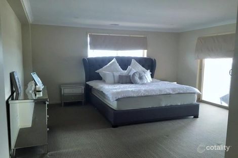 Property photo of 16 Baronial Way Craigieburn VIC 3064