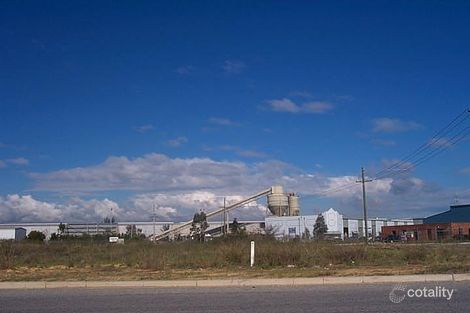 10 Cocos Dr, Bibra Lake, WA 6163