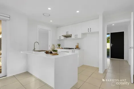 Property photo of 1 Hawkes Drive Mill Park VIC 3082