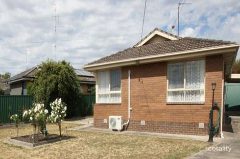 Property photo of 9 Webbcona Parade Wendouree VIC 3355