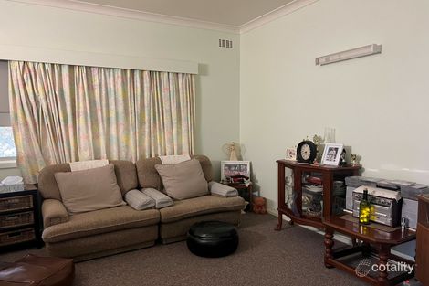Property photo of 17 Sixth Avenue Narromine NSW 2821