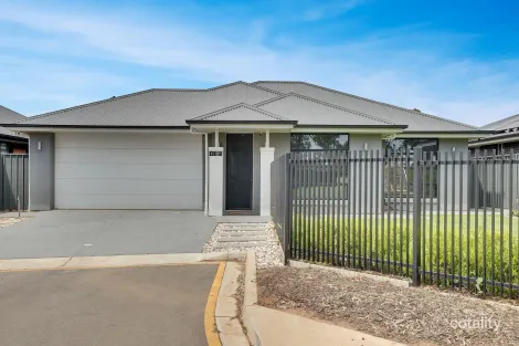 Property photo of 5 Arnold Court Hillier SA 5116