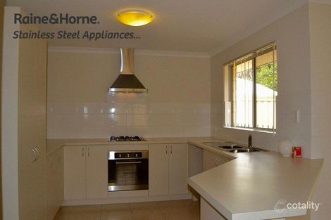 Property photo of 8/9 Gladstone Road Armadale WA 6112