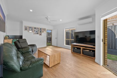 Property photo of 1/16 Pilar Court Molendinar QLD 4214