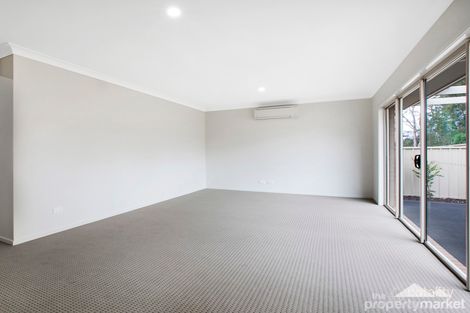 Property photo of 52 Nigella Circuit Hamlyn Terrace NSW 2259