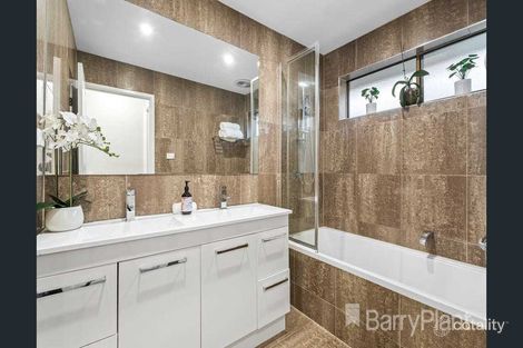 Property photo of 3 Kipling Court Bundoora VIC 3083