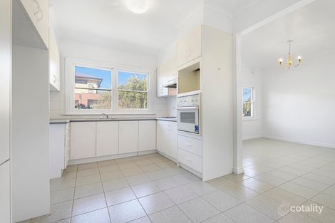 Property photo of 324 Napier Street Strathmore VIC 3041