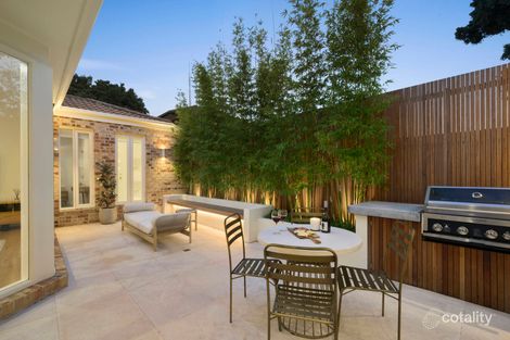 18 Primrose Cres, Brighton East, VIC 3187