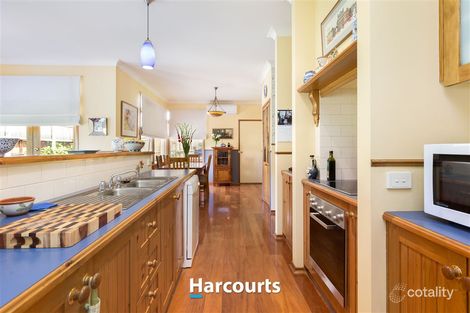 Property photo of 36 Warrawong Drive Berwick VIC 3806