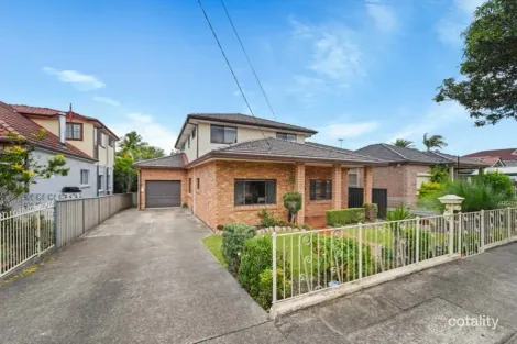 102 Correys Ave, Concord, NSW 2137