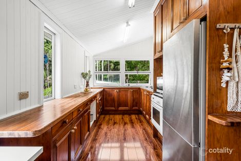 Property photo of 32 Coreen Street Wynnum QLD 4178