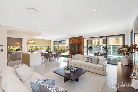 Property photo of 8 Peridot Place Rochedale QLD 4123