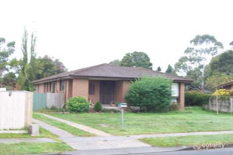 2 Puffin Ct, Endeavour Hills, VIC 3802