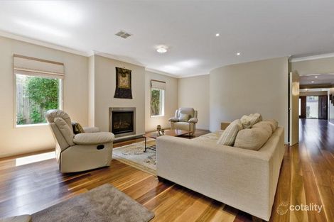 Property photo of 19 Banfield Terrace Greensborough VIC 3088