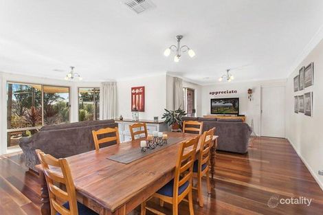 Property photo of 25 Flora Place Royalla NSW 2620