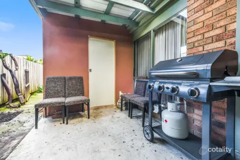 Property photo of 19 Bellbrae Crescent Cranbourne West VIC 3977