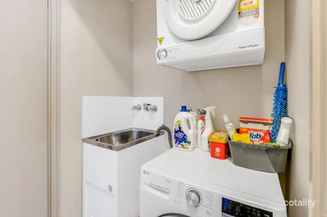 Property photo of 312/2-8 Centenary Close Manoora QLD 4870