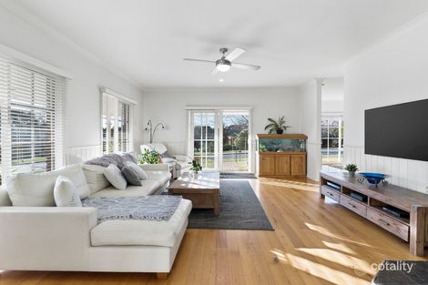 Property photo of 2 Kent Court Mansfield VIC 3722