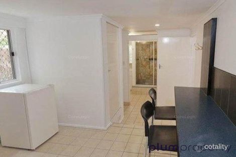 Property photo of 77 Fig Tree Pocket Road Chapel Hill QLD 4069