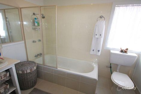 Property photo of 187 Foxlow Street Captains Flat NSW 2623