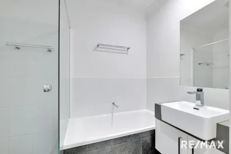 Property photo of 53 Lukin Terrace Baringa QLD 4551