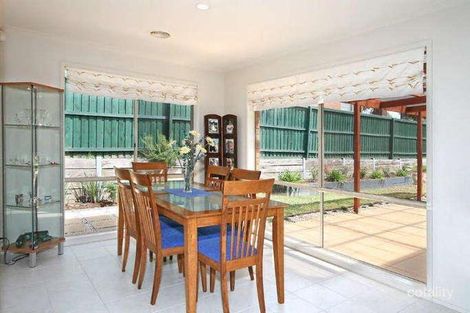 Property photo of 10 Castlehill Avenue Greenvale VIC 3059