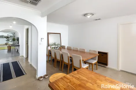 Property photo of 28 Eastlake Drive Lake Albert NSW 2650