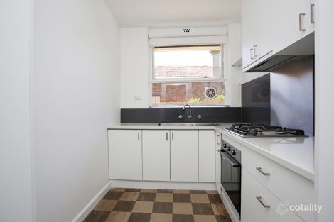 Property photo of 4/9 The Avenue Windsor VIC 3181