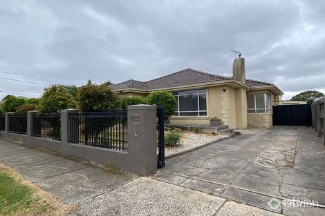 70 Stradbroke Dr, St Albans, VIC 3021
