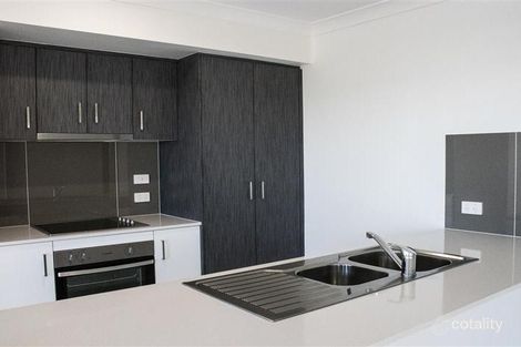 Property photo of 18 Robert Drive Pimpama QLD 4209