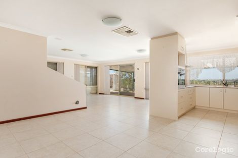 Property photo of 14 Hargrave Place Parmelia WA 6167