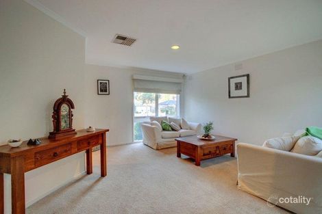 Property photo of 13 Newstead Way Wantirna South VIC 3152