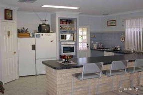 Property photo of 40 Lisa Road Australind WA 6233