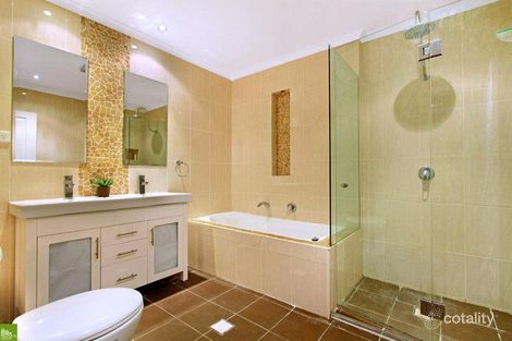 Property photo of 8 Illabunda Crescent Koonawarra NSW 2530