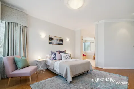 Property photo of 15 Willoughby Way Swan View WA 6056