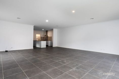 Property photo of 50 Cranberry Crescent Manor Lakes VIC 3024