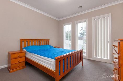 Property photo of 4 Highcroft Place Cairnlea VIC 3023