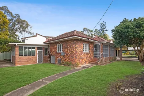 1 Mccaul St, Taringa, QLD 4068