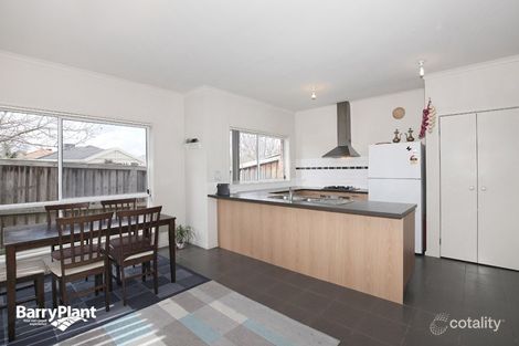 Property photo of 2 Herryls Lane Craigieburn VIC 3064
