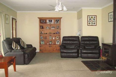 Property photo of 8 Miller Crescent Hamilton VIC 3300
