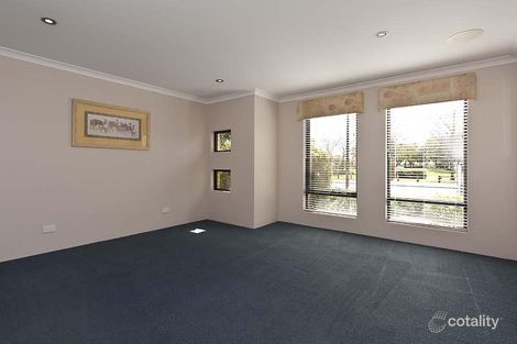 Property photo of 11 Renner Circle Wanneroo WA 6065