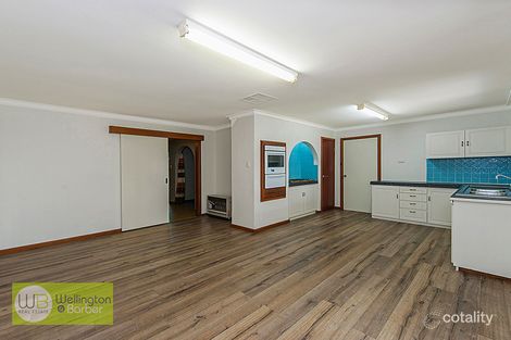 Property photo of 2 Haynes Court Armadale WA 6112