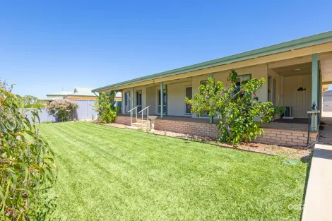 Property photo of 30 Hunter Crescent Green Head WA 6514
