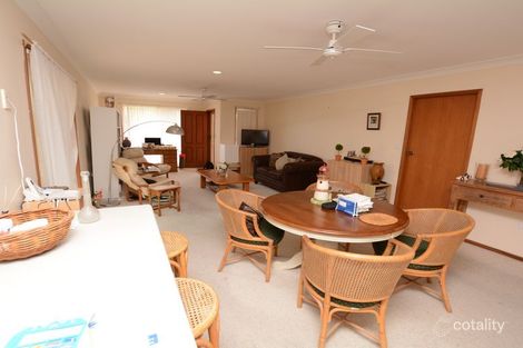 Property photo of 3/89 Old Bar Road Old Bar NSW 2430