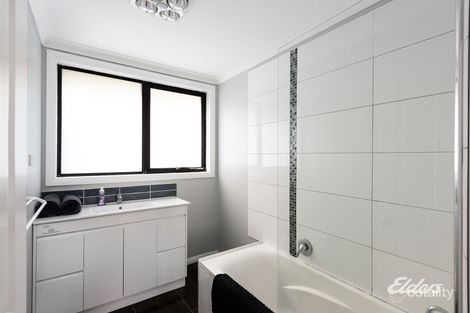 Property photo of 15 Simon Court Romaine TAS 7320