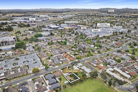 12 Lake St, Lake Wendouree, VIC 3350