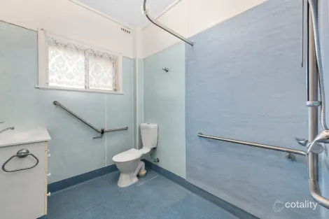 Property photo of 12 Perth Street Rangeville QLD 4350