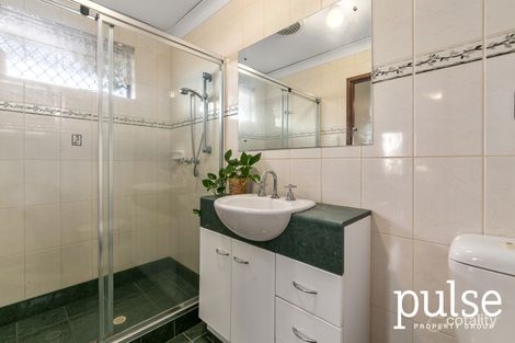 Property photo of 2 Tasman Place Shelley WA 6148